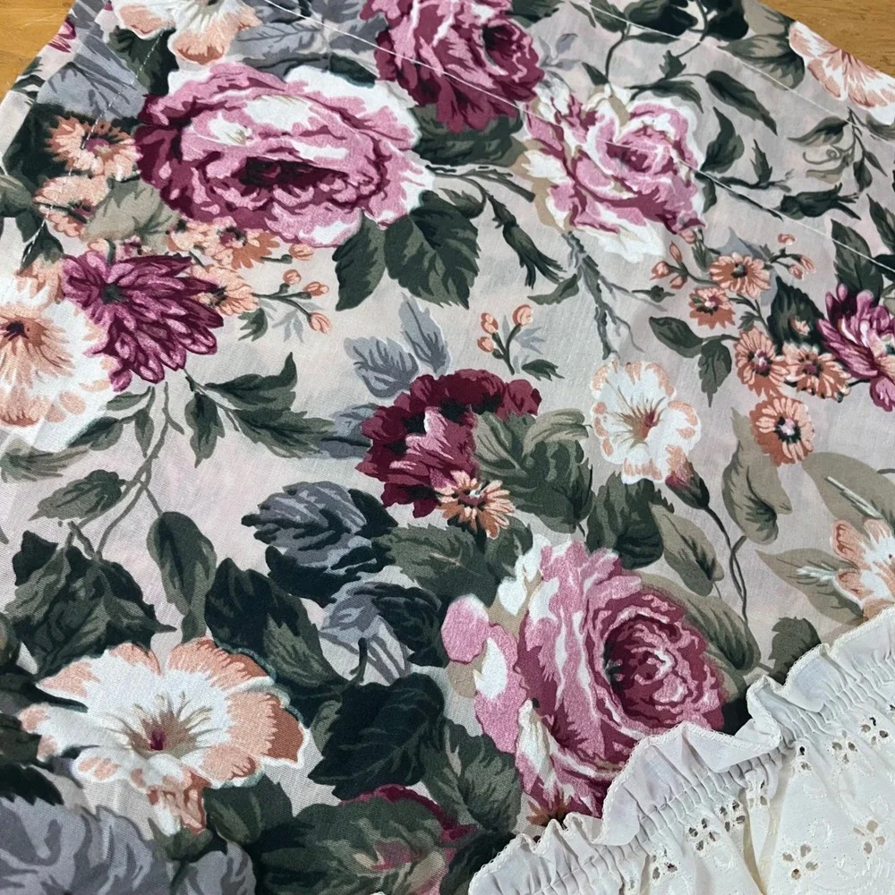 Vtg JCPenney Floral Rose Scalloped Valance Eyelet Lace Trim Cottagecore 86x19